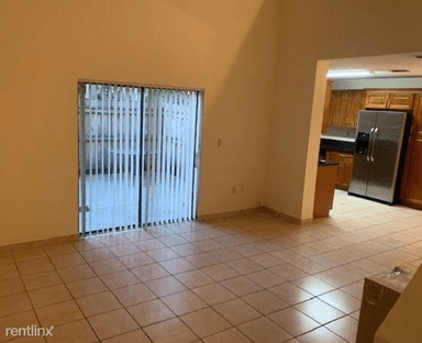 Main picture of 9443 Palm Cir N