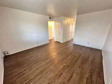 Main picture of 3618 Lafayette Dr NE