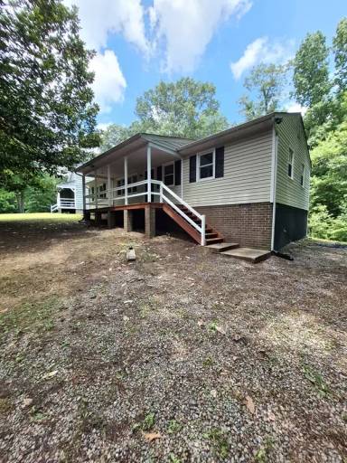 Main picture of 3041 Clintwood Rd