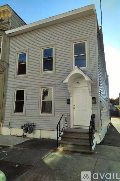 Main picture of 48-94 West St Apartments