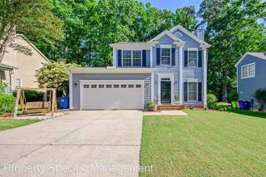 Main picture of 2541 Deanwood Dr