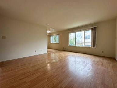 Main picture of 462 20th Ave
