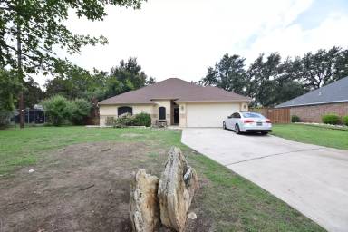 Main picture of 1218 Lancelot Dr
