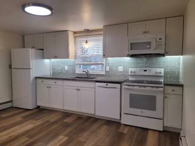 Main picture of 1741 3rd St