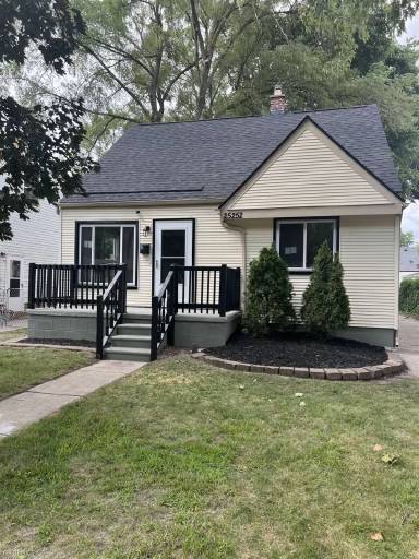 Main picture of 25284 Stanford St
