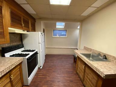 Main picture of 165 Commonwealth Ave