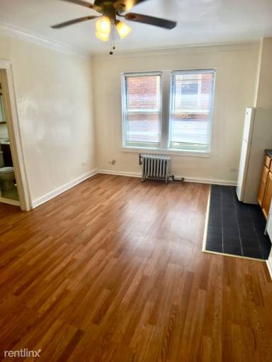 Main picture of 4521 N Malden St