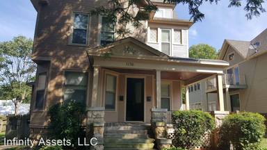 Main picture of 1136 N Church St