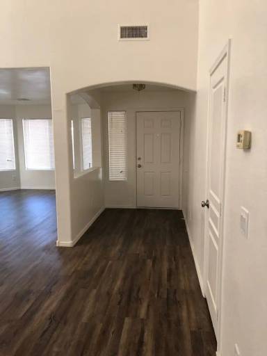 Main picture of 45579 W Dutchman Dr