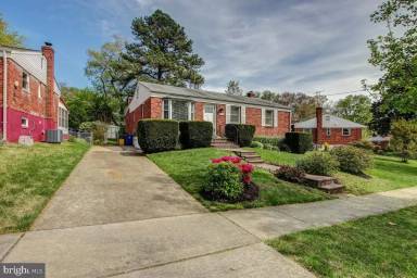 Main picture of 11803 Rocking Horse Rd