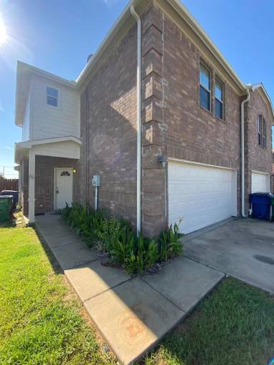 Main picture of 221 Irick Ct