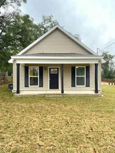 Main picture of 452 Martin Luther King Dr