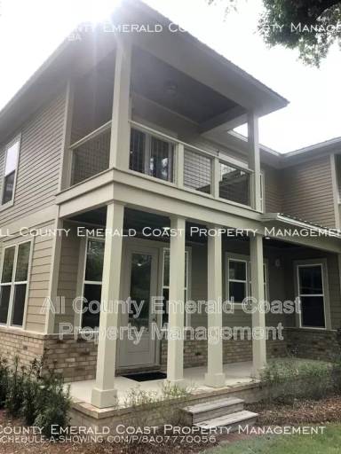 Main picture of 47 Palm St