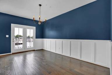 Main picture of 8224 Secluded Cove Ln