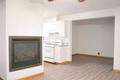 Main picture of 2548 NW Vaughn St
