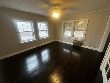 Main picture of 316 N Noyes Blvd