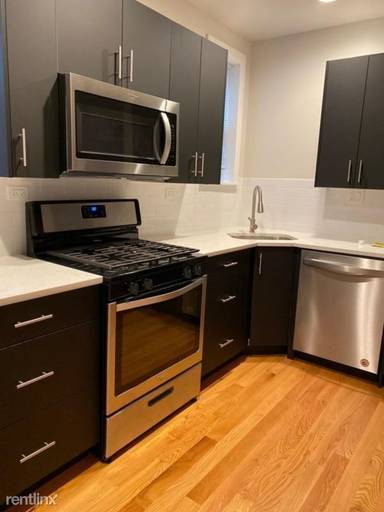 Main picture of 2939 N Kedzie Ave