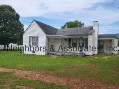 Main picture of 609 Jackson Rd