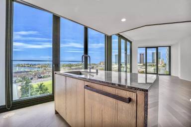 Main picture of 1000 Auahi St Apartments