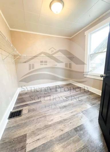 Main picture of 23 Martha Ave