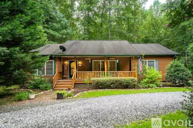 Main picture of 281 Raven Blvd