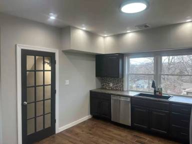 Main picture of 2201 Ash St