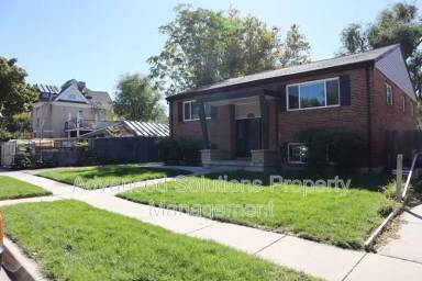 Main picture of 370 E Sherman Ave