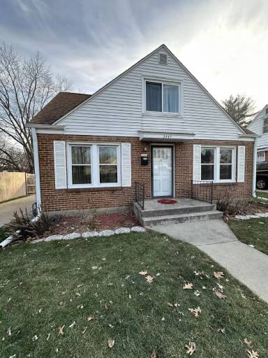 Main picture of 3447 Broadway