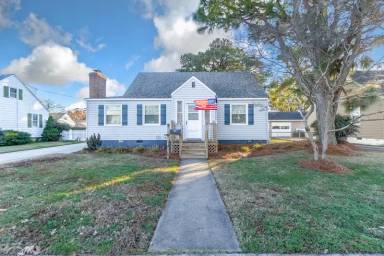 Main picture of 405 Farrell St
