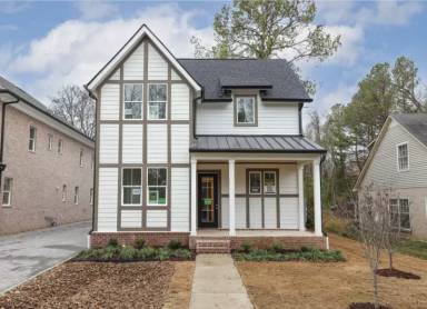 Main picture of 207 Fairground St