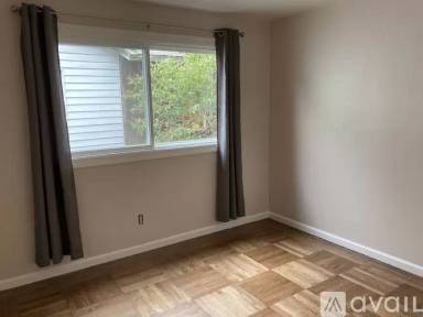 Main picture of 925 Hargus Ave