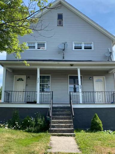 Main picture of 330 Charles St