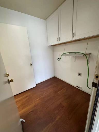 Main picture of 1146 Village Knoll Ct