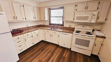 Main picture of 354 Muth Rd