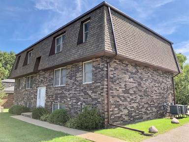 Main picture of 2423 E 50th St