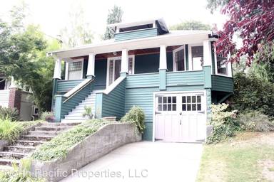 Main picture of 1747 26th Ave E