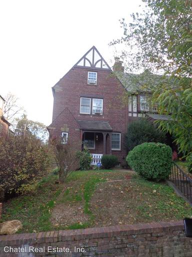Main picture of 4412 Volta Pl NW