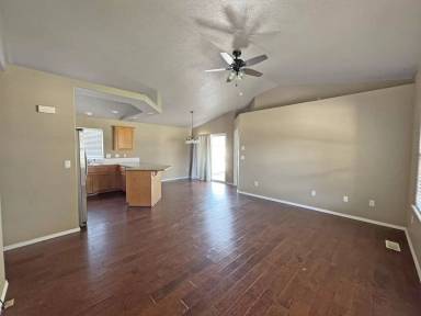 Main picture of 534 Seasons Ct