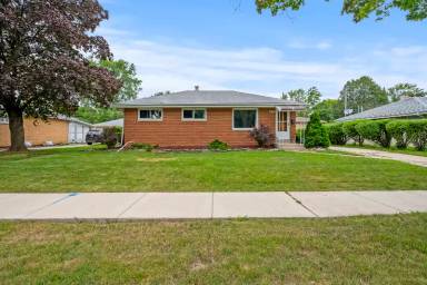 Main picture of 8510 W Denver Ave