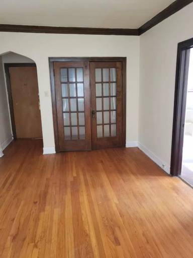 Main picture of 6315 S California Ave