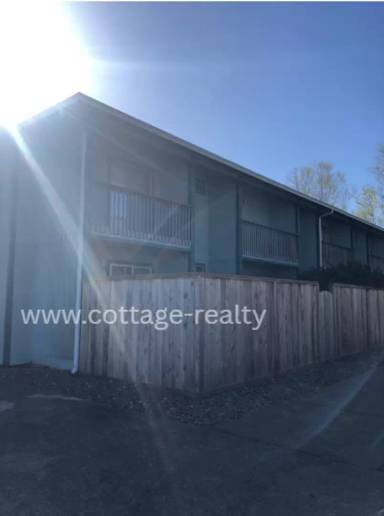 Main picture of 1340 Haven Ln