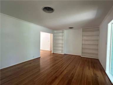 Main picture of 426 Pasadena Pl