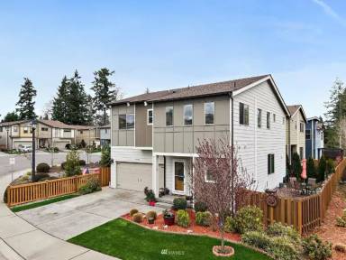 Main picture of 28238 226th Pl SE