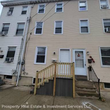 Main picture of 209 Morris St