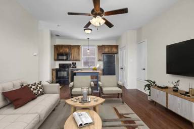 Main picture of 1200 College Ave