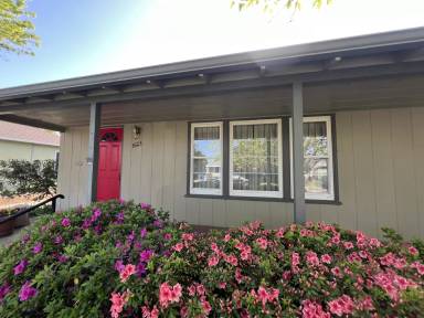 Main picture of 1623 Christopher Way