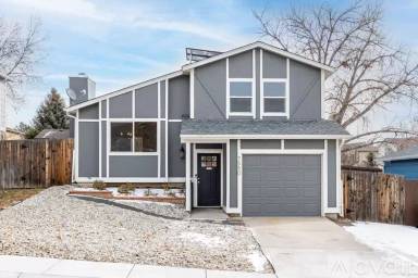 Main picture of 7550 Churchwood Cir