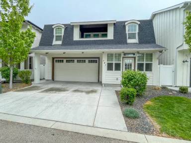 Main picture of 741 W Bosanka Ln