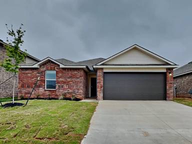 Main picture of 13901 The Brook Blvd