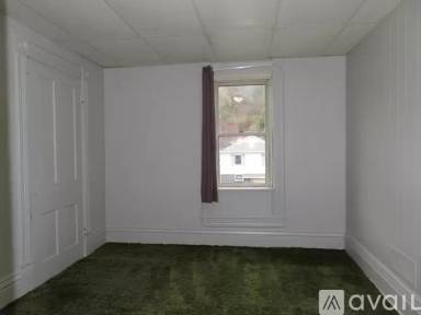 Main picture of 928 2nd Ave